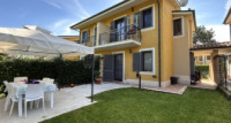Villa in Vendita a Nepi  nel residence Lidia