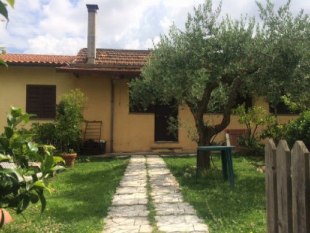 Appartamento_affitto_Castel_Sant_Elia_foto_print_415667765.jpg